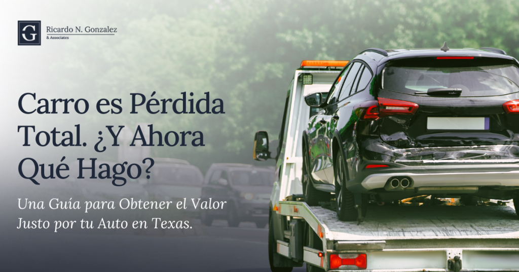 Mi auto quedó como pérdida total. ¿Cuáles son mis derechos en Texas